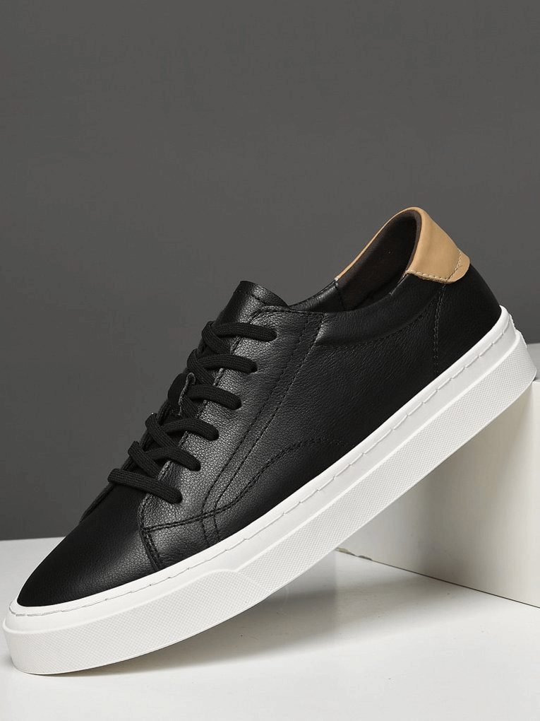 Men's black sporty flexible flat sole sneakers with leather uppers and white sole, lace-up design, SF1172 model.