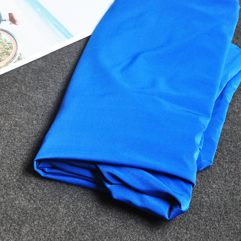 Blue men's yoga loose full-length pants in polyester-spandex blend, showcasing durability and flexibility.