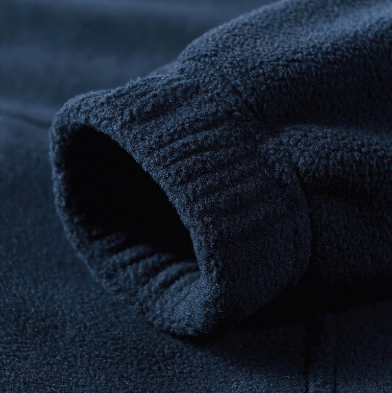 Close-up of sleeve detail on Men's Zipper Stand Collar Fleece Hiking Jacket, showcasing warm, breathable fabric for outdoor adventures.