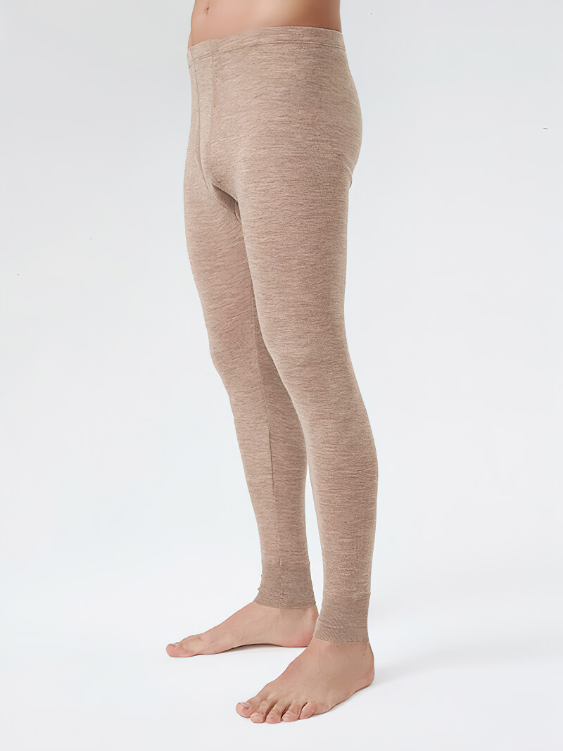 Merino wool thermal base layers for men, showcasing warm underwear designed for superior insulation and temperature regulation.