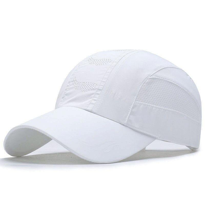 White mesh breathable sports golf hat with adjustable buckle, perfect for sun protection and outdoor activities.