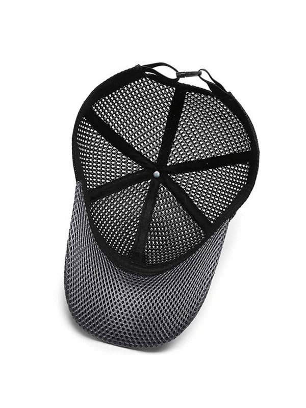 Mesh stylish men's baseball cap, black and breathable with adjustable strap, ideal for outdoor sports. Model: SF0793, size 56-60cm.