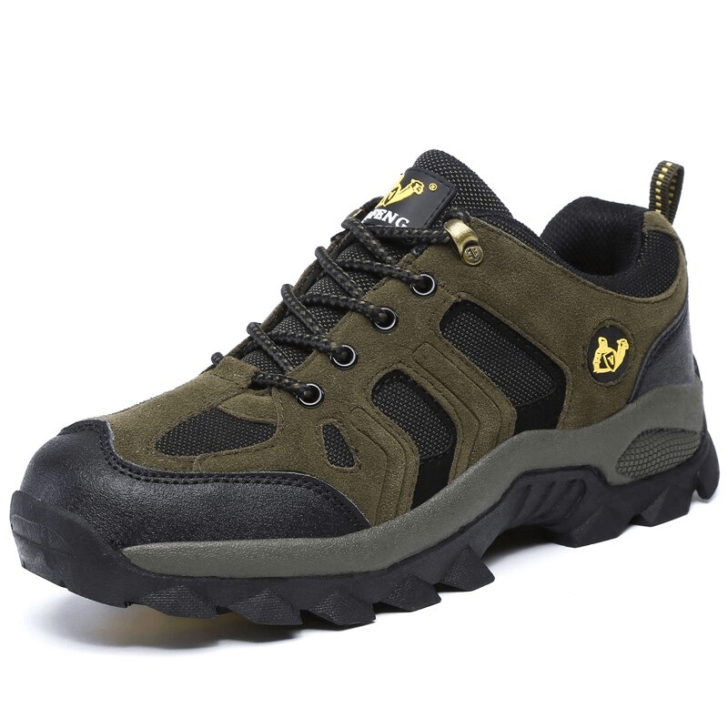 Outdoor Round-Toe Lace-Up Trekking Shoes for Men SF0701 with suede upper, cotton fabric, and rubber outsole for grip and durability.