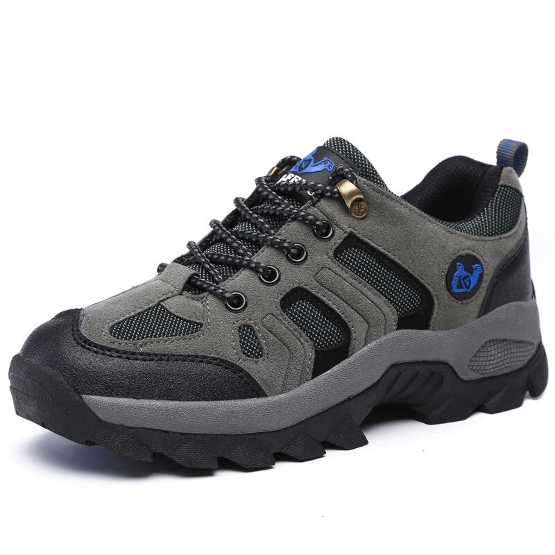 Men's outdoor round-toe lace-up trekking shoes SF0701, waterproof with grey suede upper, rubber outsole for grip and stability.