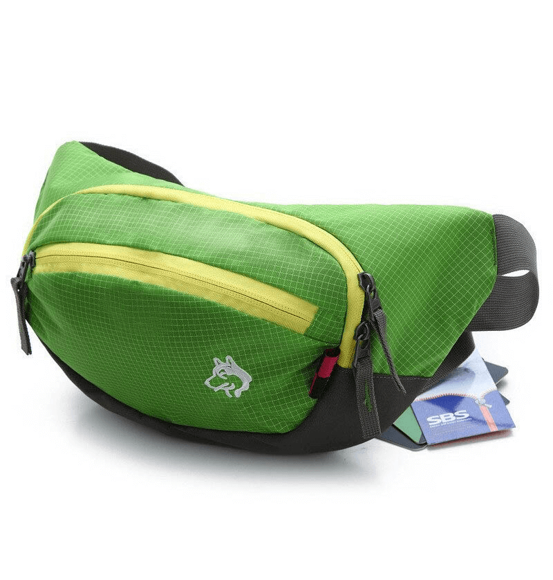 Green Outdoor Sports Running Waist Bag with Hydration Belt, adjustable straps, nylon material, perfect for running.