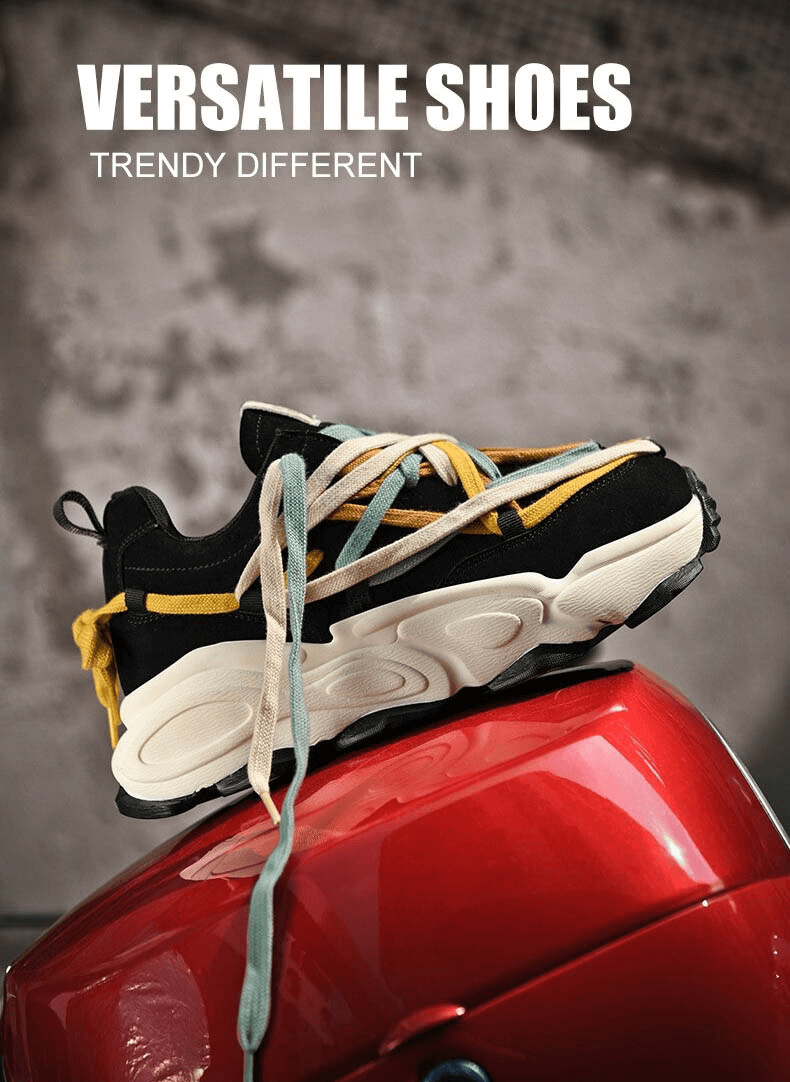 Laufende Ledersneaker mit dickem Boden und verschiedenfarbigen Schnürsenkeln – SF0375