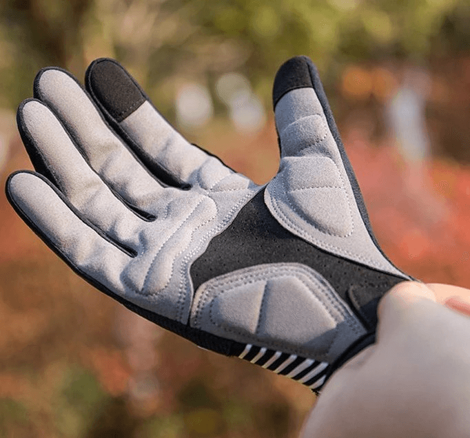 Close-up of Short Cycling Thickened Windproof Glove showcasing anti-slip grip and padded palm for comfort and protection.