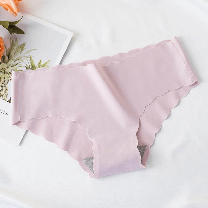 Solid Color Low Waist Ruffle Seamless Briefs - Pink, Ultra-Soft Cotton Silk Blend, Feminine Comfort Wear