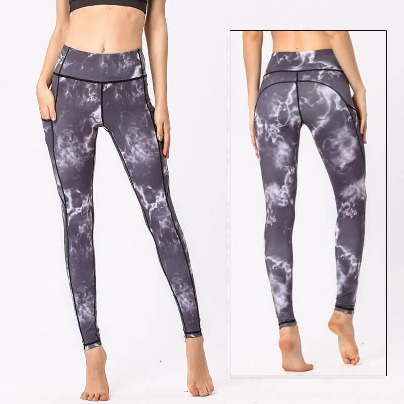 High-waist sports camouflage leggings for women, featuring a comfortable elastic waistband and breathable fabric for yoga or workouts.