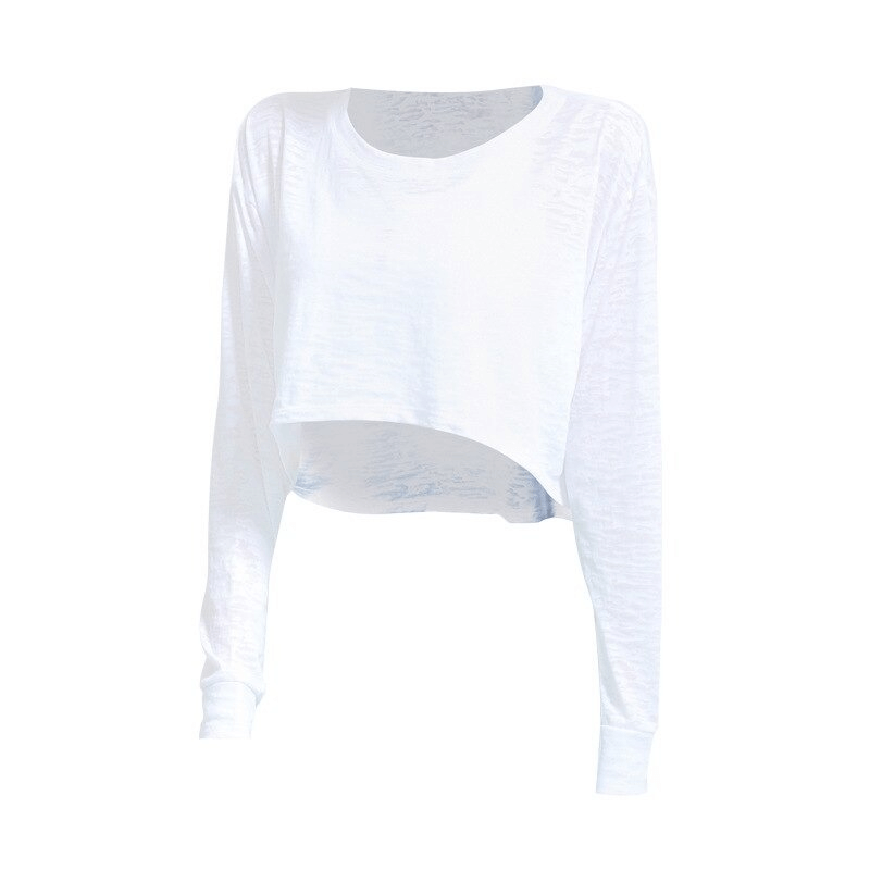 White oversized sports long-sleeved top for women, perfect for yoga, pilates, running, and fitness. Breathable and stylish activewear.