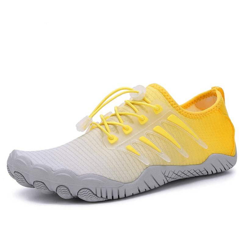Yellow non-slip swimming shoe with adjustable laces and rubber sole, ideal for water sports. Unisex design for optimal performance.