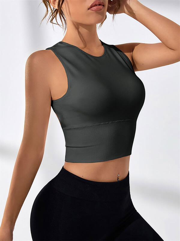 Sports Women's Backless Short Tank Top for Pilates in black, breathable spandex, quick-drying, perfect for yoga and activewear.
