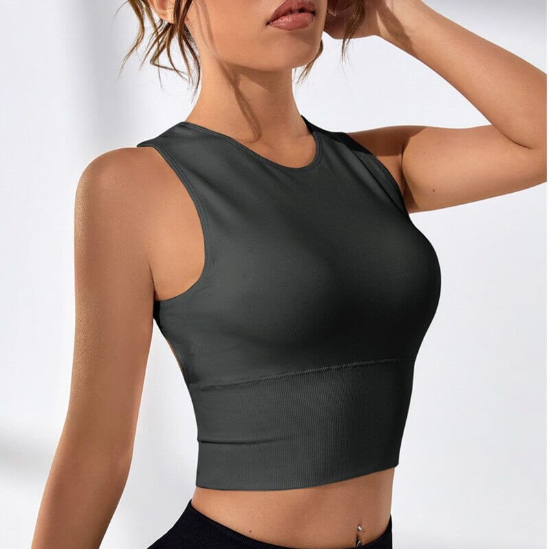 Stylish women's backless short tank top for Pilates, breathable spandex and nylon, anti-pilling, quick-drying, ideal for workouts.