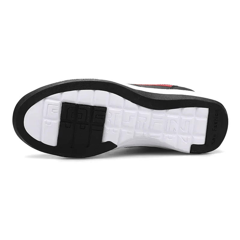 Rubber outsole of Sporty Stylish Non-slip Sneakers SF1179 with anti-slip grip for men's shoes.