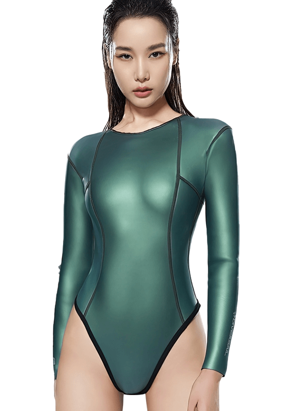 Woman wearing stylish elastic long-sleeve diving wetsuit, SF0548, in teal, showcasing neoprene design and comfortable fit.