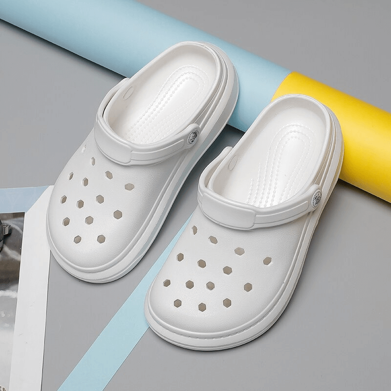 Stylish flexible lightweight unisex Crocs, featuring durable EVA material and back straps, perfect for casual comfort.