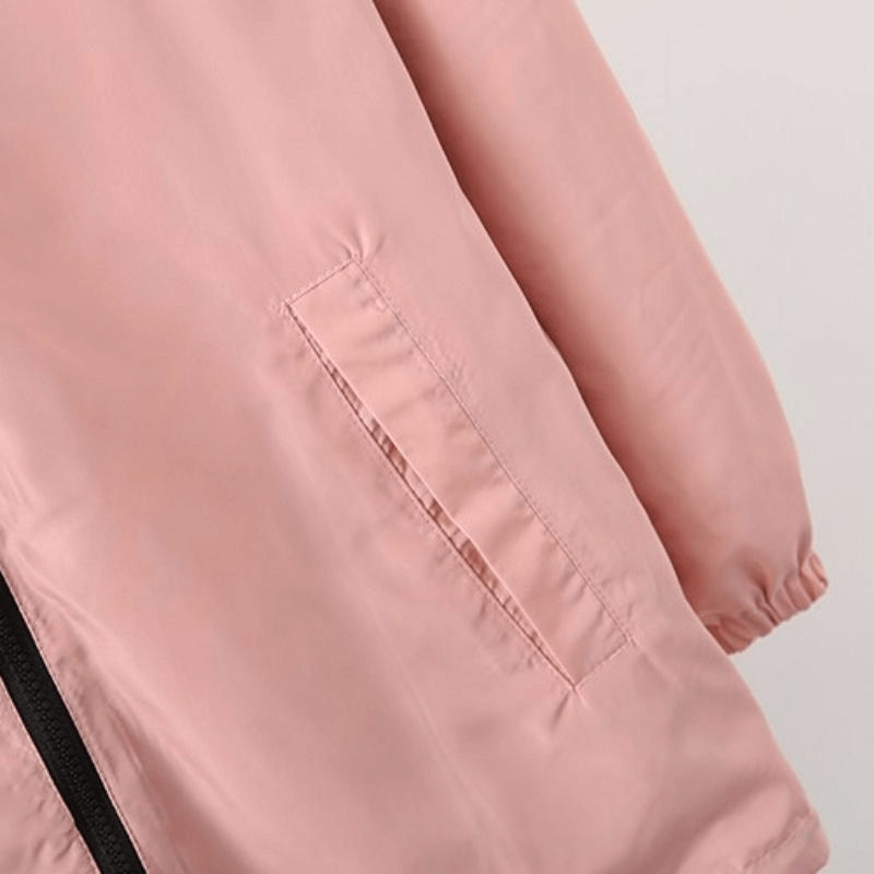 Stilvolle, leichte, wendbare Windjacke für Damen mit Kapuze und Taschen – SF0941 