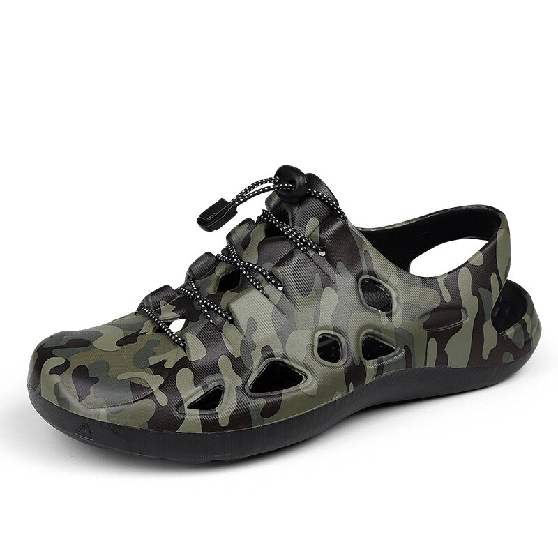 Camouflage men's quick-dry clogs with lace detailing, perfect for casual beach or everyday wear. Lightweight and easy slip-on design.
