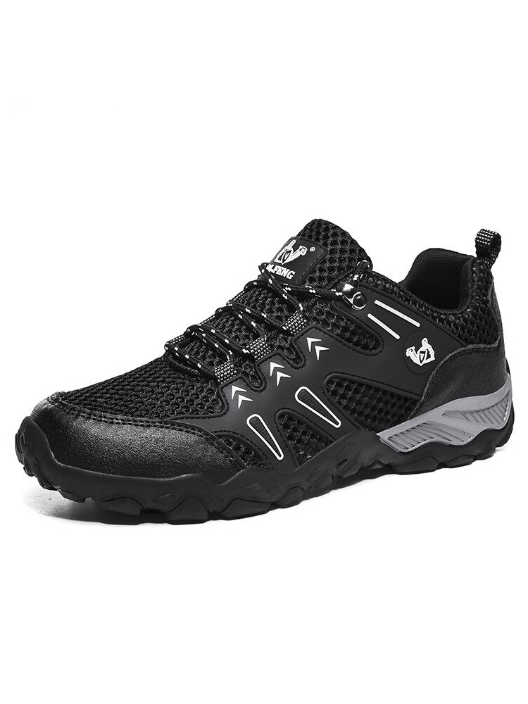 Black stylish mesh breathable training sneakers with anti-slip sole and lace-up closure, perfect for comfortable workouts - SF0752.