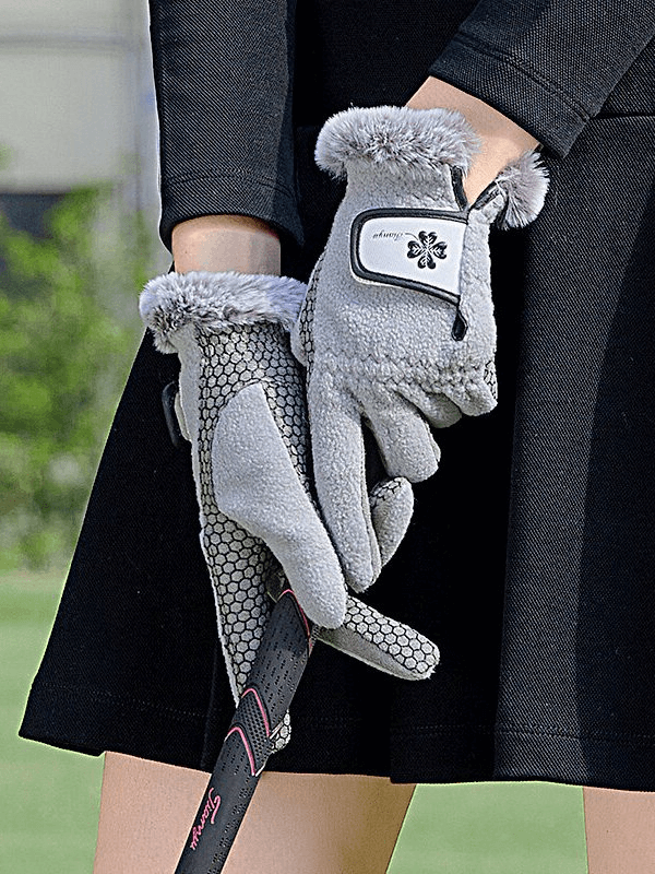 Stylish women's anti-slip warm gloves with fleece, ideal for training, featuring durable polyester and comfortable fit.