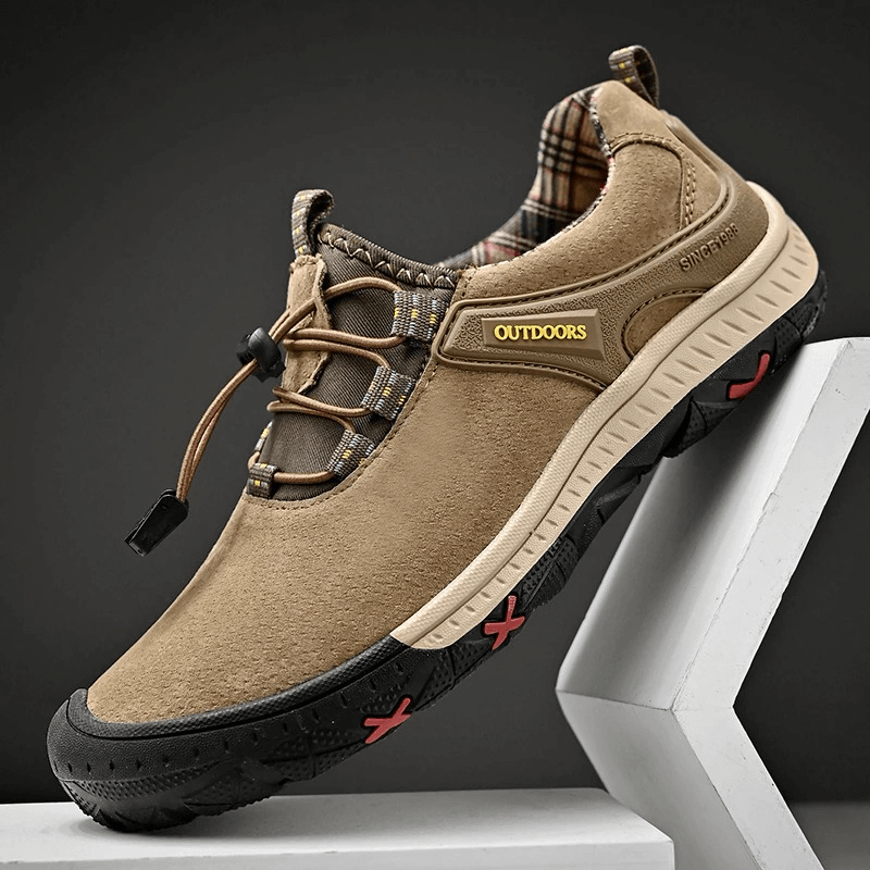 Suede leather non-slip hiking shoe for men with elastic band and durable rubber outsole, perfect for outdoor adventures - Model SF0719.