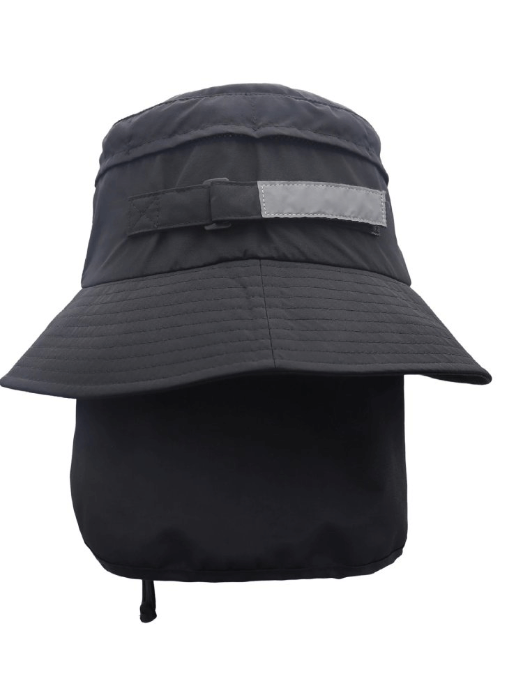 Wide-brim sun protection hat in black, featuring breathable, waterproof fabric for outdoor activities. Unisex design, up to 99% UV protection.