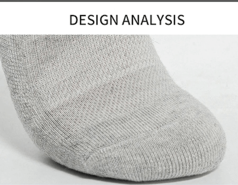 Close-up of thin, breathable unisex short sock in light gray, ideal for running and made with a comfortable cotton blend.