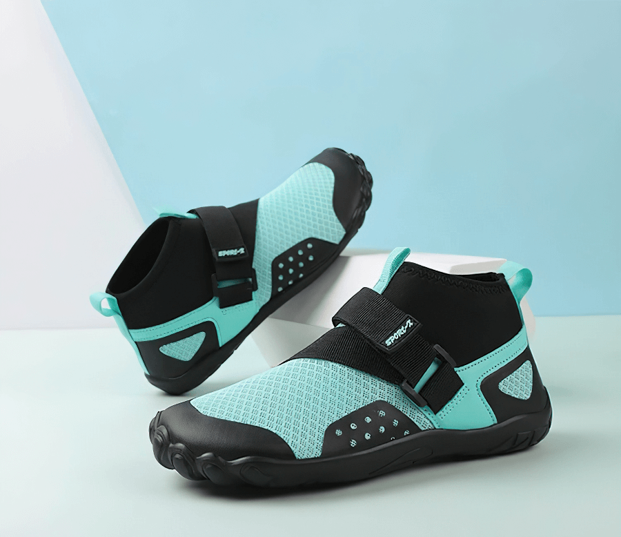 Unisex light water shoes with drainage holes, featuring breathable upper and TPR outsole for grip, perfect for surfing - SF0294