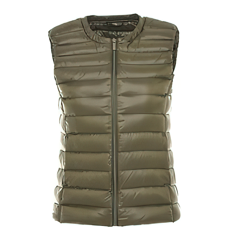 Warm solid women's vest with pockets, ultra-light oversize design, polyester-cotton for comfort, perfect casual outwear.