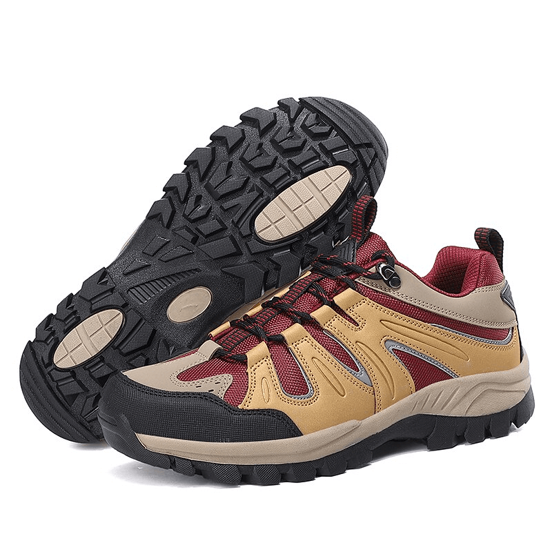 Waterproof Anti-Slip Men's Trekking Shoes SF0753 with rugged rubber outsole and breathable nylon, perfect for outdoor adventures.