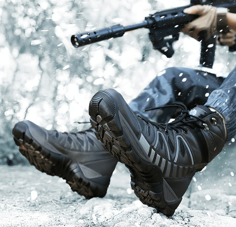 Waterproof leather anti-slip military snow boots SF0804 with warm plush, ideal for cold weather and rugged terrain.
