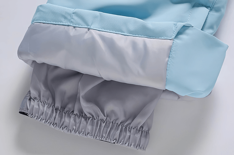 Close-up of Waterproof Warm Snowboarding Trousers SF0688 showcasing elastic ankle cuffs and waterproof material.