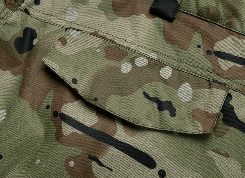 Close-up of camo pocket on men's waterproof windproof sports pants, SF0733