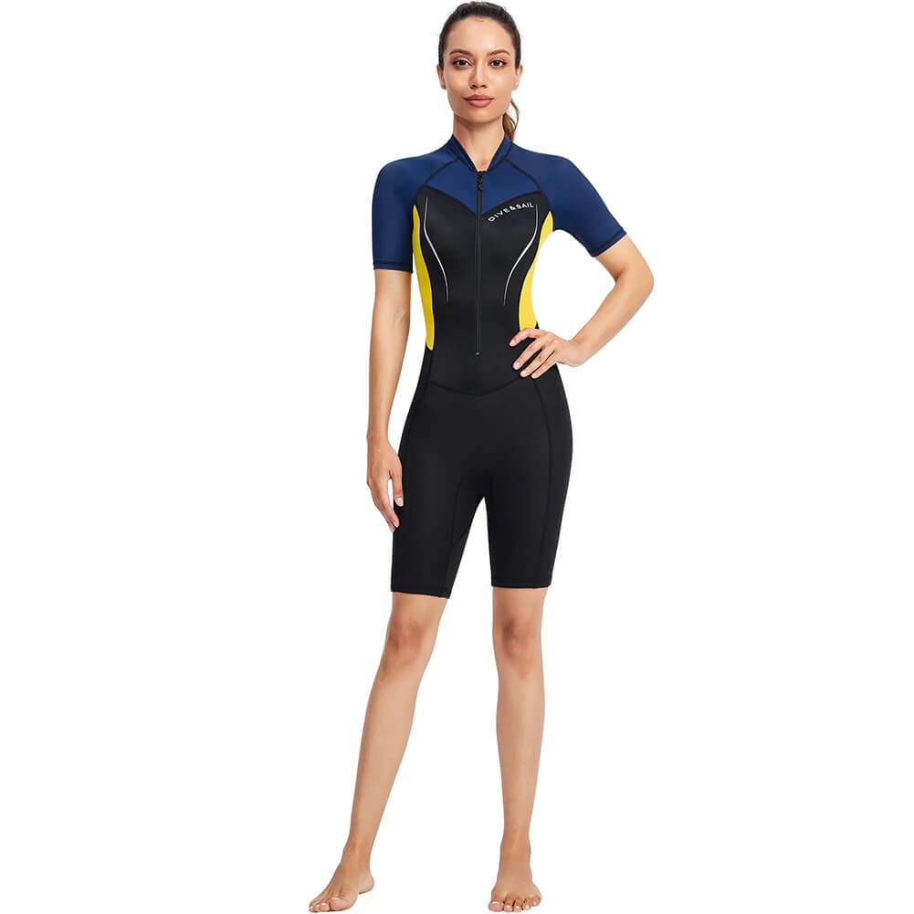 Woman wearing 1.5mm neoprene wetsuit for surfing and diving, SF0577. Ideal for female swimmers, resists jellyfish stings.