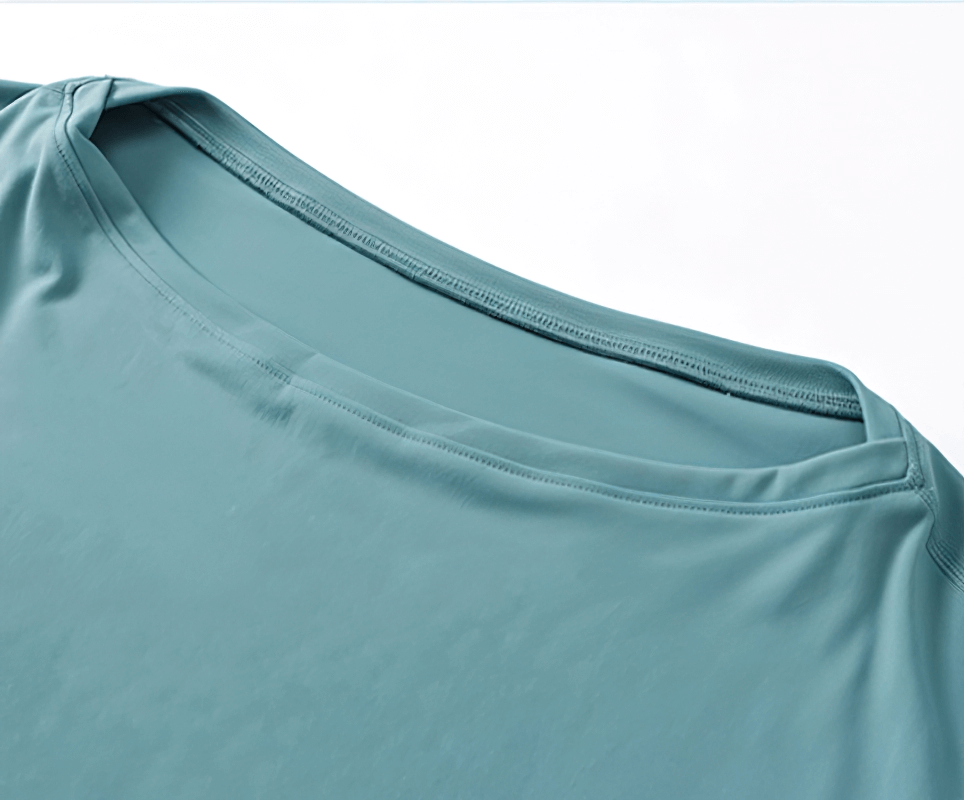 Women's sporty light top with loose neckline and long sleeves, made of high-stretch nylon-spandex blend. Perfect for active wear. SF1146